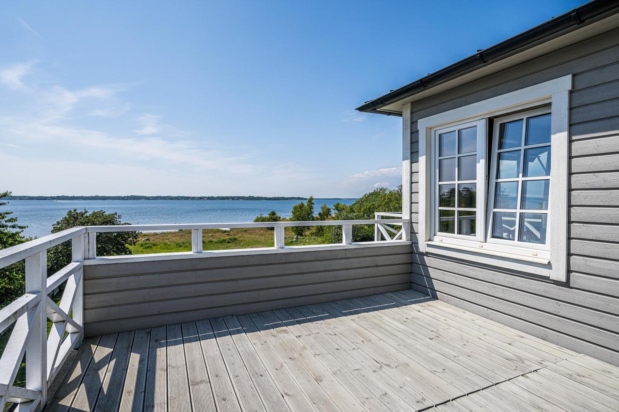 Exclusive Tranquil Villa By The Sea, Boat Available Drottningskär Esterno foto